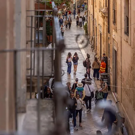 Palazzo De' Belli - & Rooftop 4* Lecce